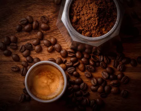 kava_kafe_kofein_kavova_zrna