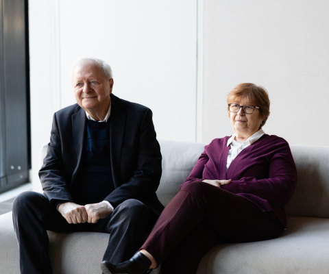 Anton Polakovič pacient na domácí dialýze, v doprovodu manželky