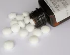 leky_prasky_lahvicka_s_leky_medicina_zdravotnictvi