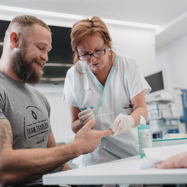 Jiří Tkadlčík na preventivním vyšetření ledvin v B. Braun Avitum na Bulovce