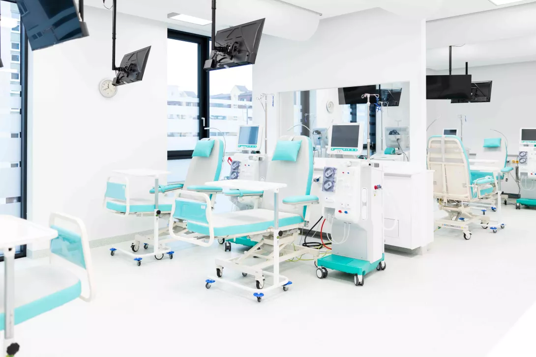 Dialyzační středisko Olomouc, záběr na lůžka